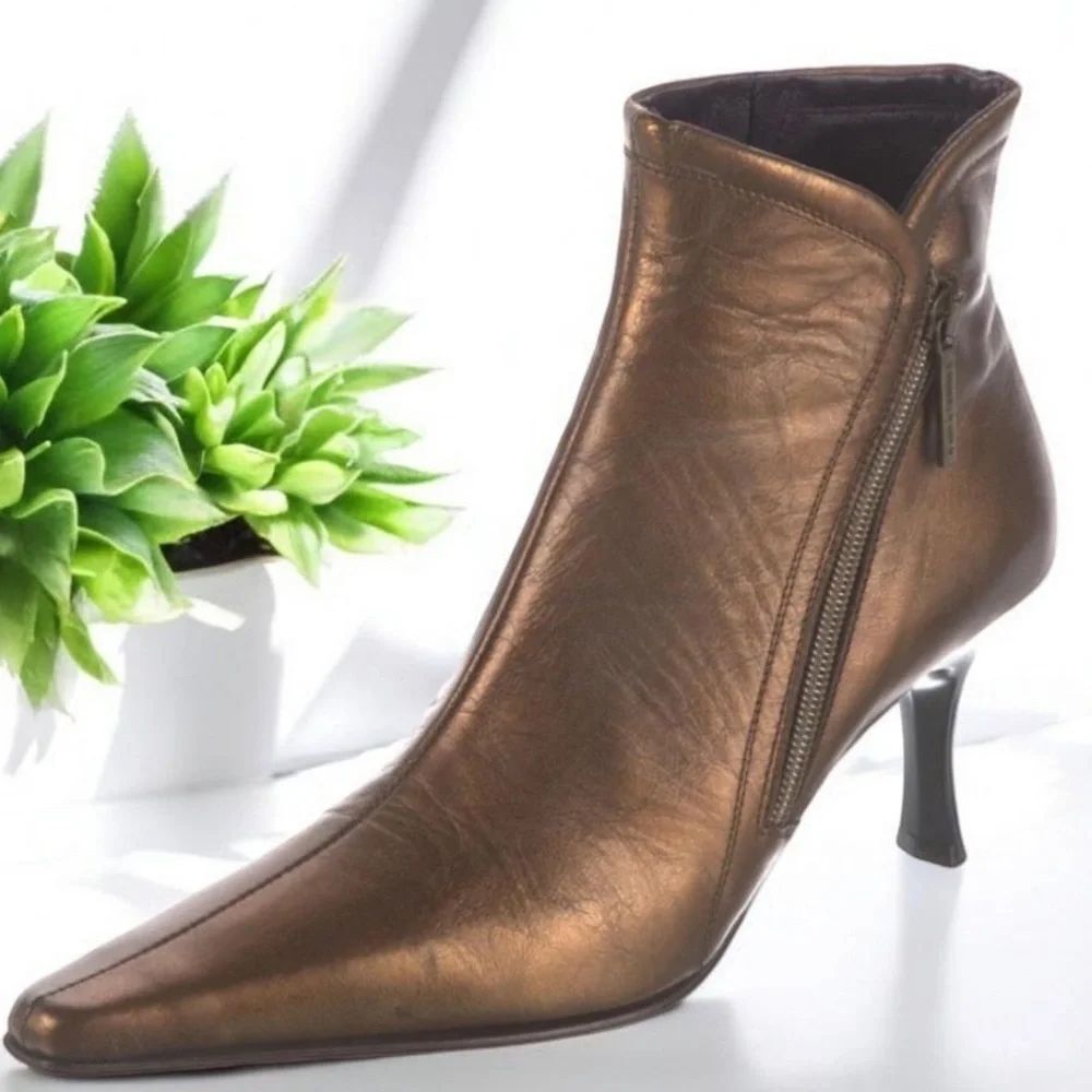 *Donald J Pliner Sarra metallic bronze gold ankle boots EUC
